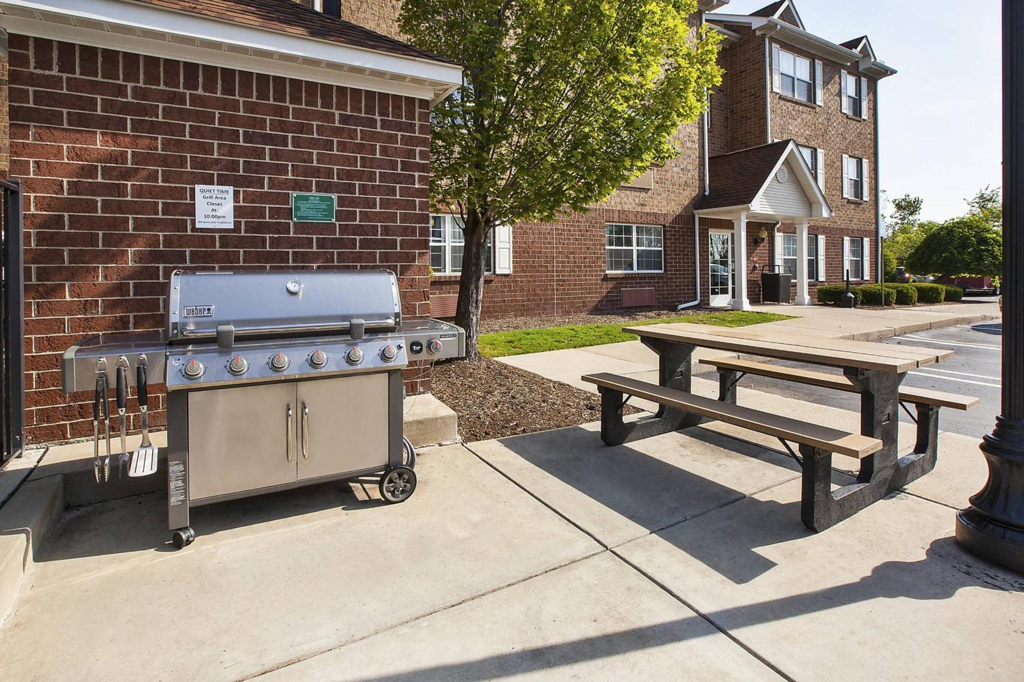 TownePlace Suites by Marriott Detroit Livonia Esterno foto
