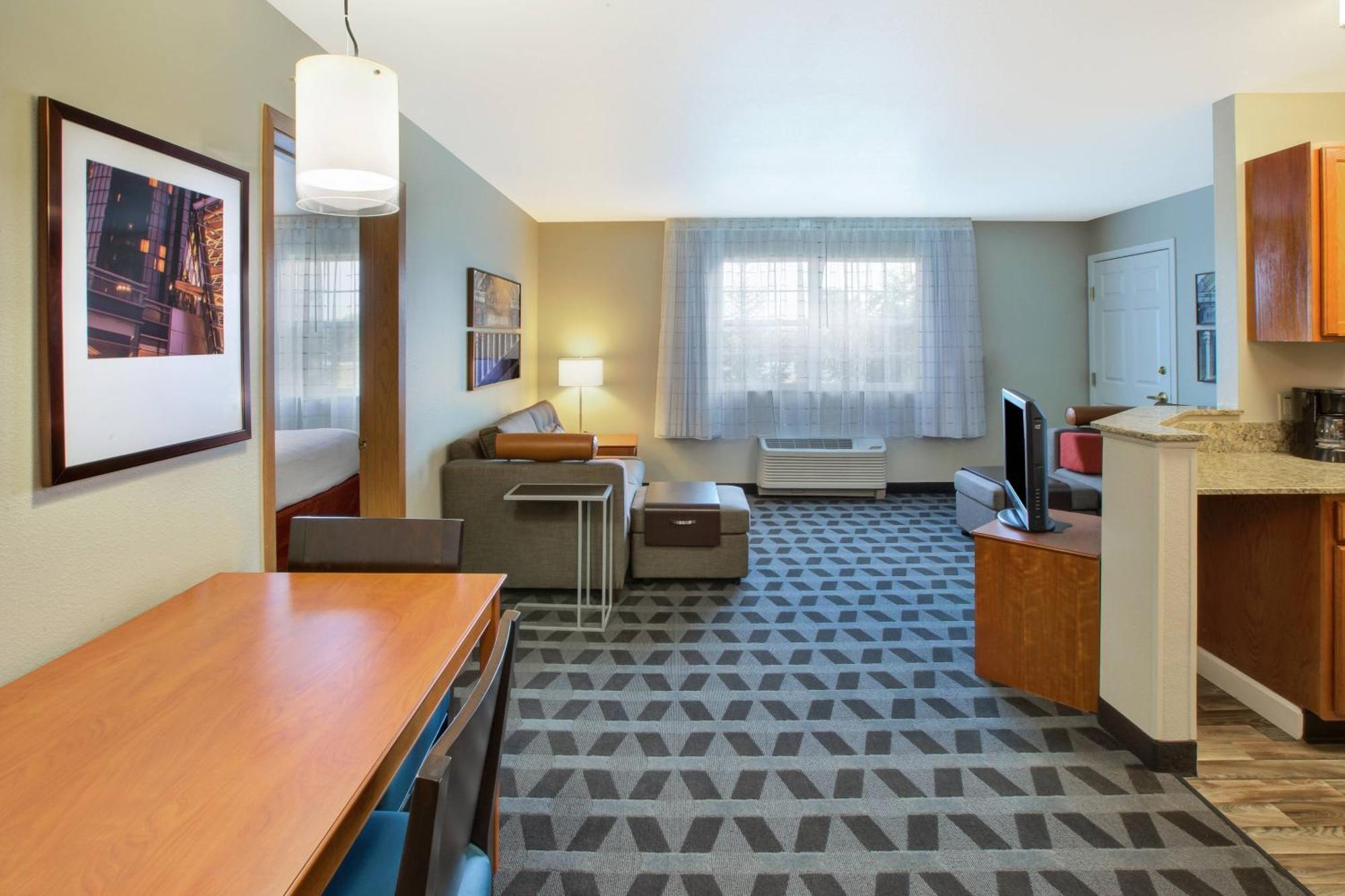 TownePlace Suites by Marriott Detroit Livonia Esterno foto